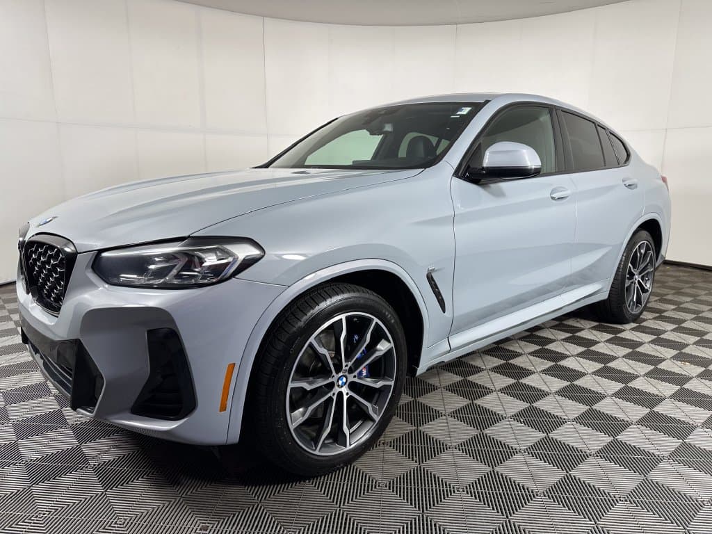 2022 BMW X4 xDrive30i - Main Image