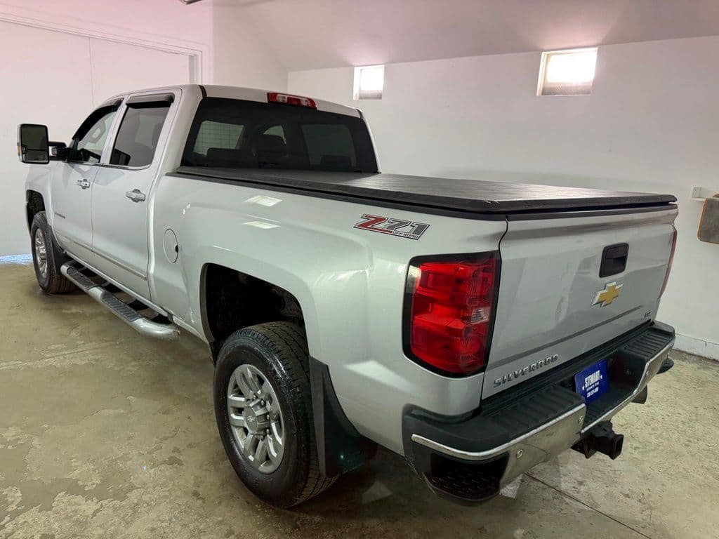 2016 Chevrolet Silverado 2500HD LTZ - Image 4