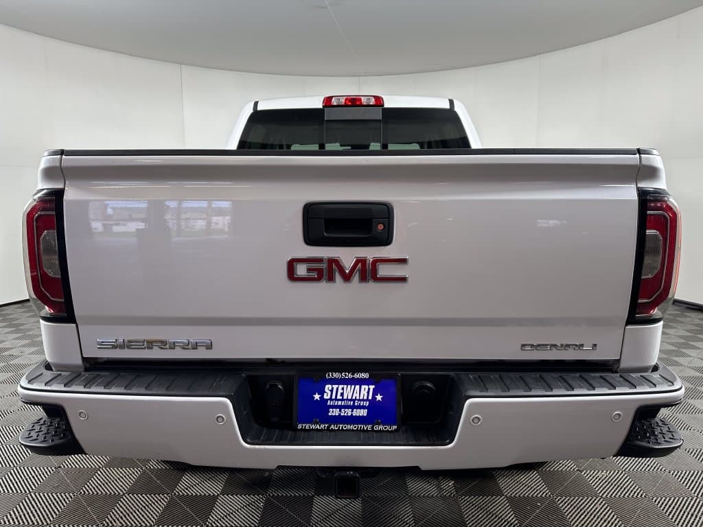 Photo 4 of 2018 GMC Sierra 1500 Denali