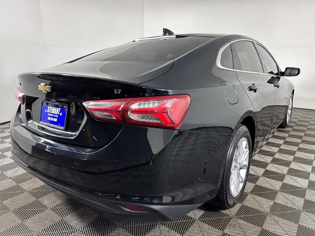 Photo 4 of 2019 Chevrolet Malibu LT