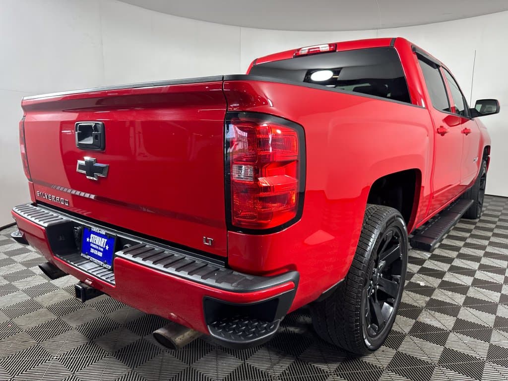 2017 Chevrolet Silverado 1500 LT - Image 5