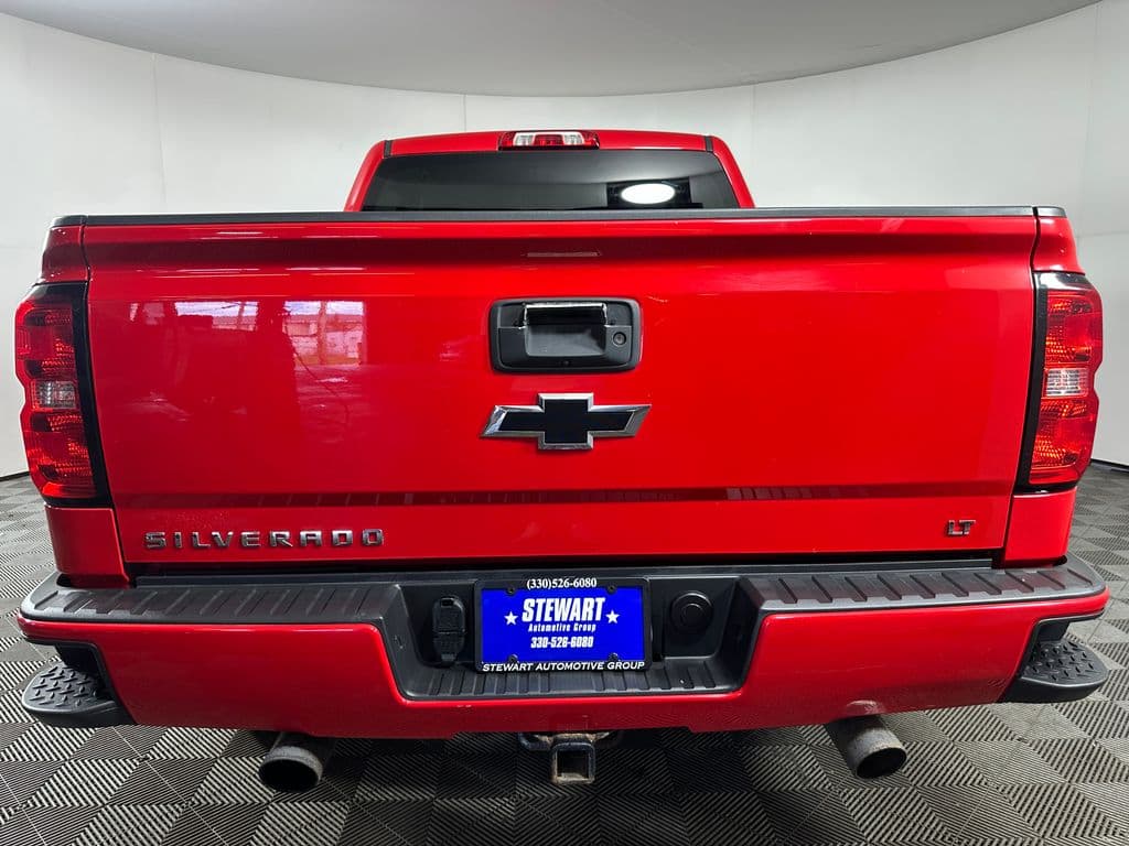 2017 Chevrolet Silverado 1500 LT - Image 4