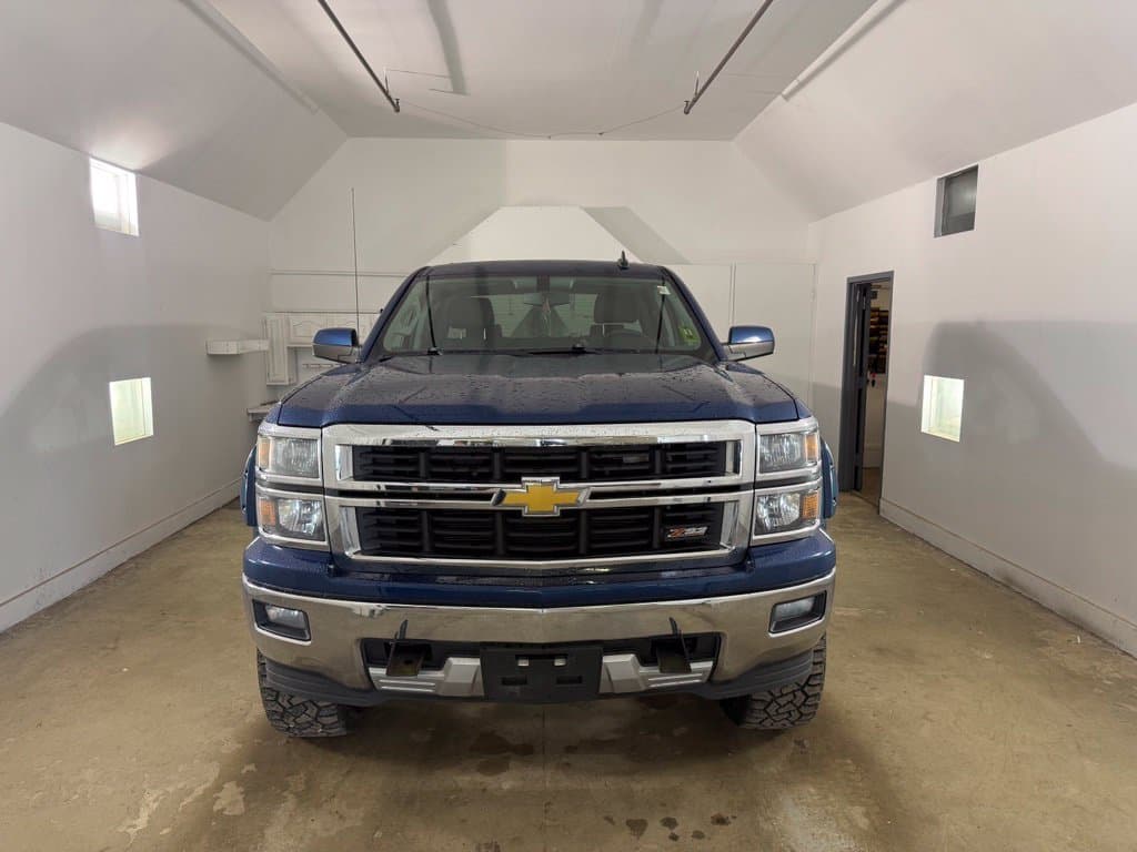 2015 Chevrolet Silverado 1500 LT - Image 2