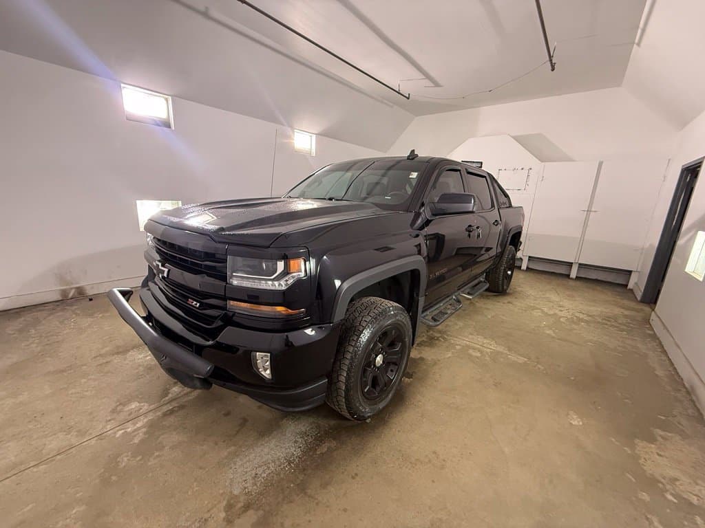 Photo 2 of 2016 Chevrolet Silverado 1500 LT
