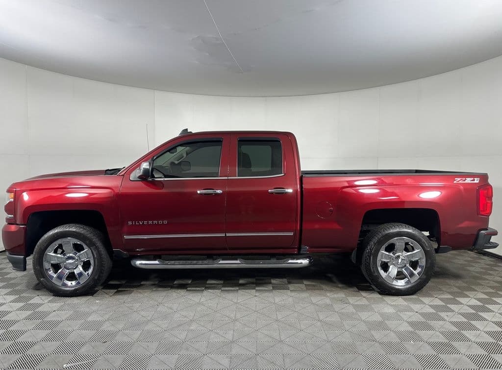 Photo 2 of 2016 Chevrolet Silverado 1500 LTZ